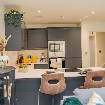Bv Comfy Spacious 3 Bedroom Townhouse At One Cliff Oak Leeds Perfect For Contractors Apartamento Leeds (West Yorkshire)